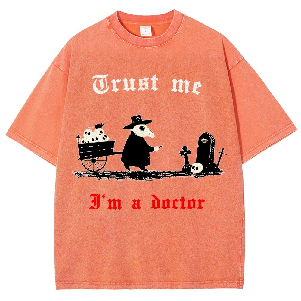 Trust Me I'm A Doctor Vintage Distressed T-shirt