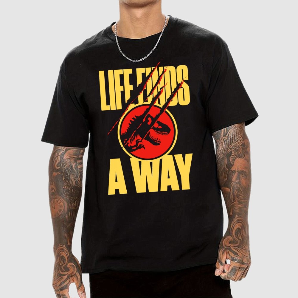 Life Finds A Way Unisex Geek T-Shirt