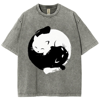Yin-yang Cat Vintage Distressed T-shirt