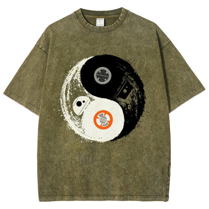 Robot Balance Vintage Distressed T-shirt