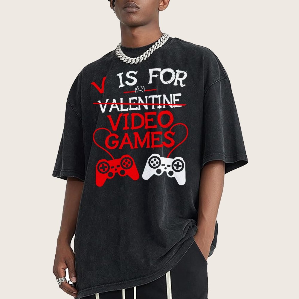 Valentine's Day.Funny Gamer Valentine Nerd Vintage Distressed T-shirt