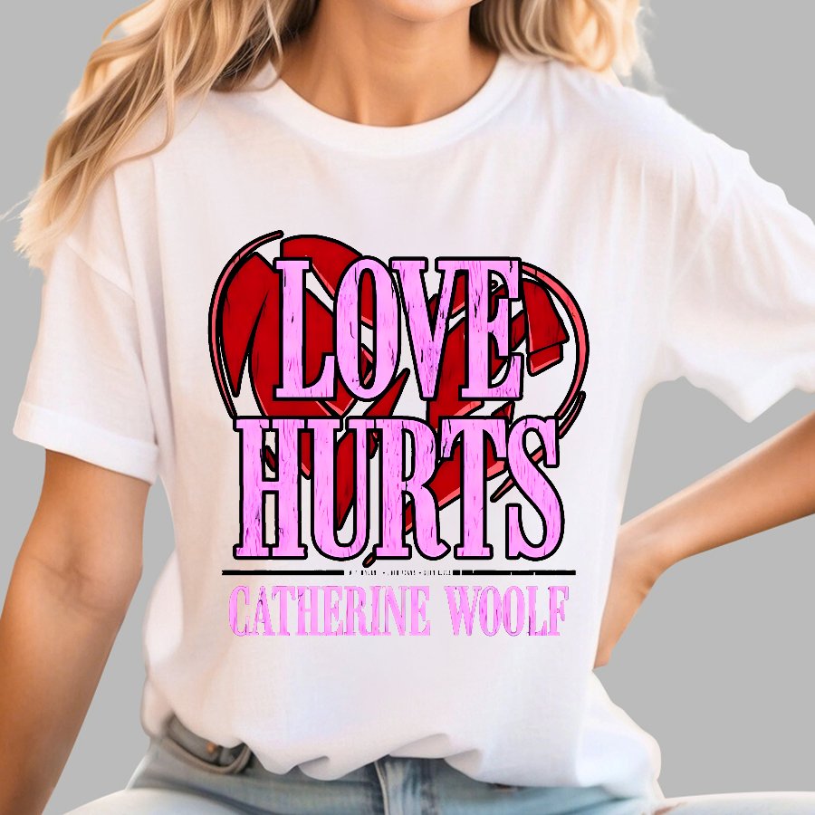Love Hurts Geek T-Shirt