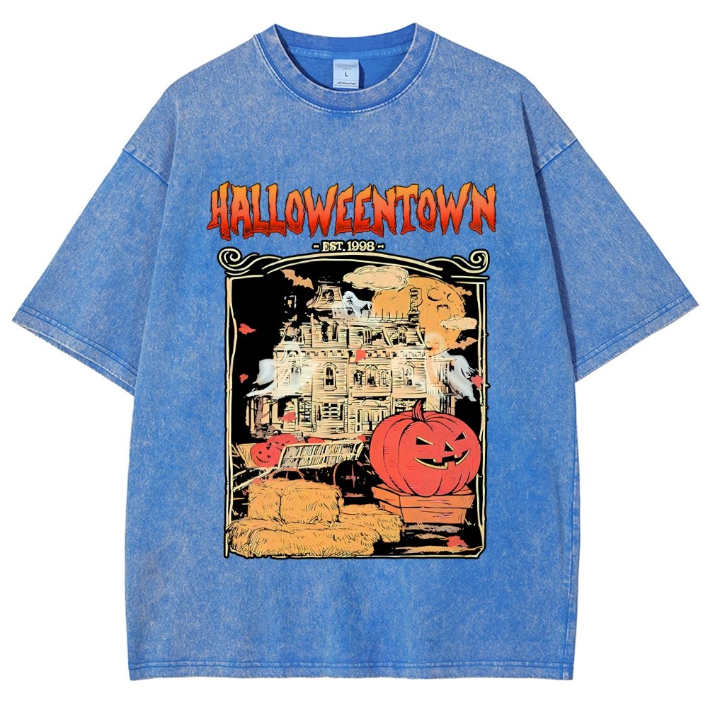 Spookyville University Est 1998. Halloween Vintage Distressed T-shirt