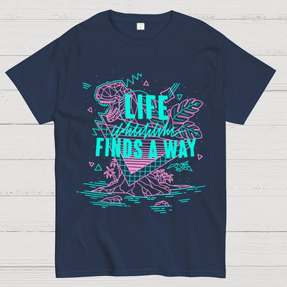 Life finds a way Unisex Geek T-Shirt