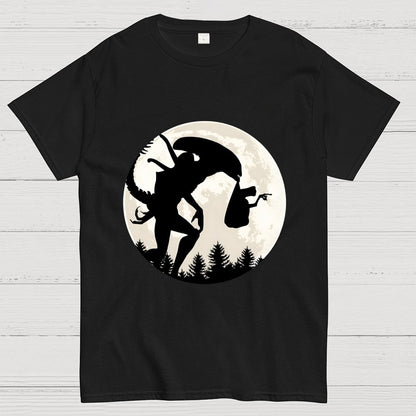 Strange creature and alien Geek T-Shirt