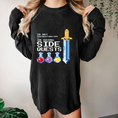 I'm Not Procrastinating I'm Doing Side Quests Washed Long Sleeve Tee