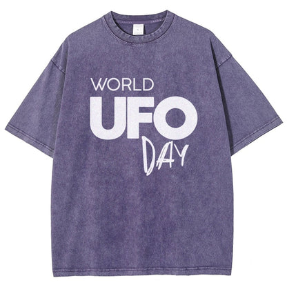 World Ufo Day Vintage Distressed T-shirt