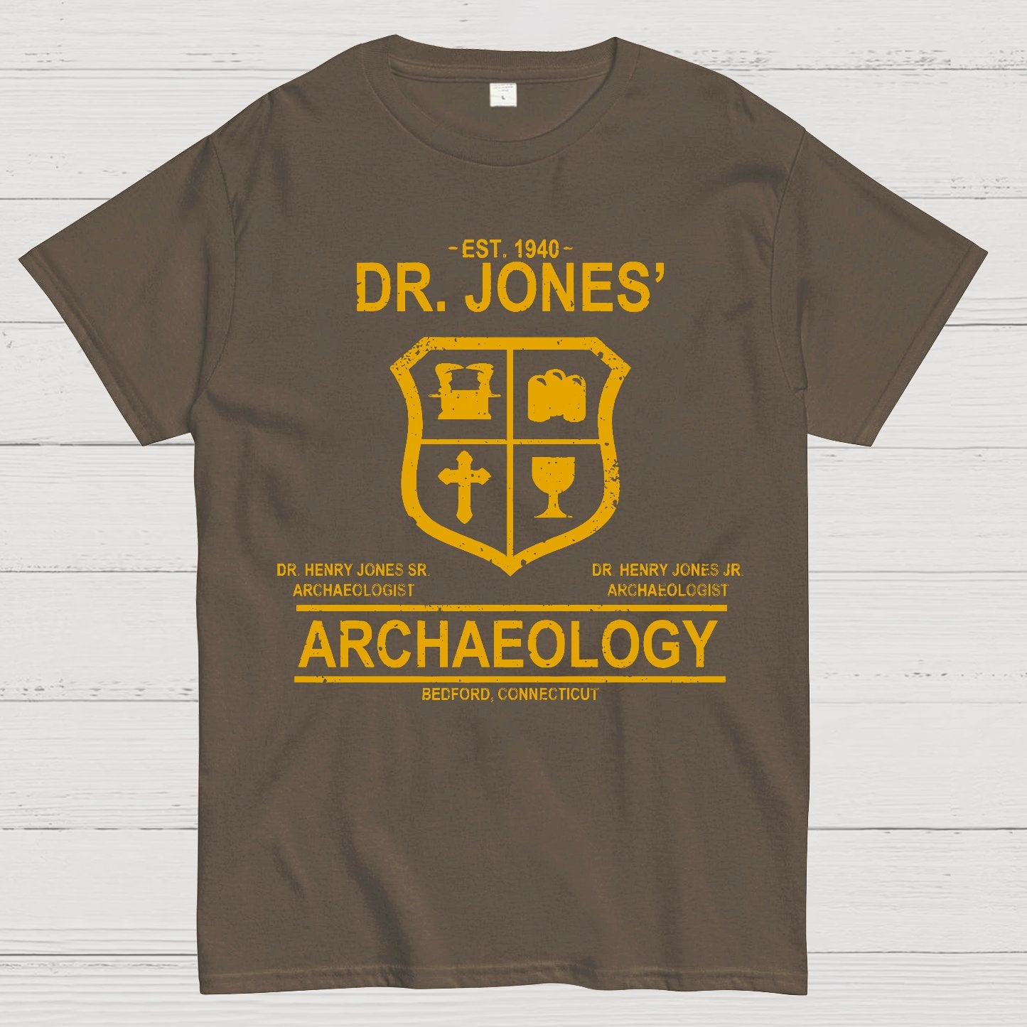 Dr. Explorer Archaeology Vintage Retro Geek T-Shirt