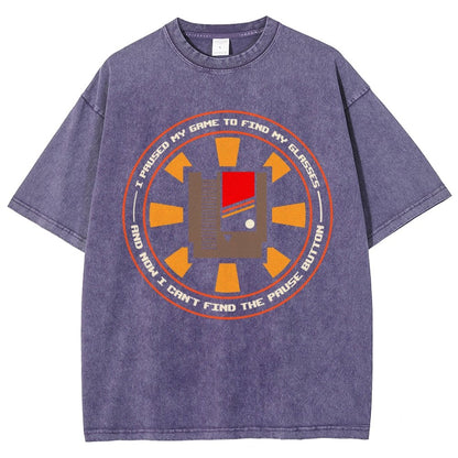 I Paused My Level To Find My Glasse Vintage Distressed T-shirt