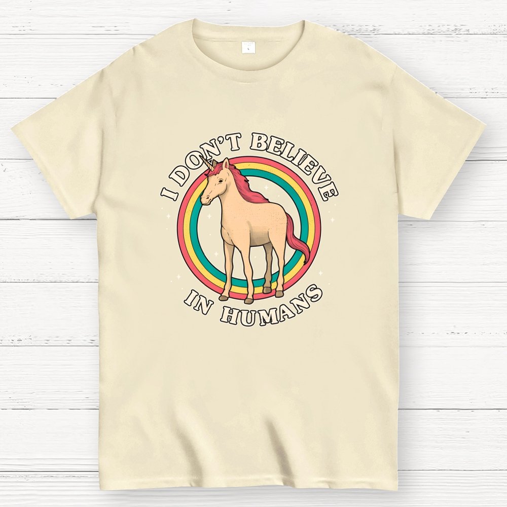 I Don't Believe In Humanity. Geek T-Shirt