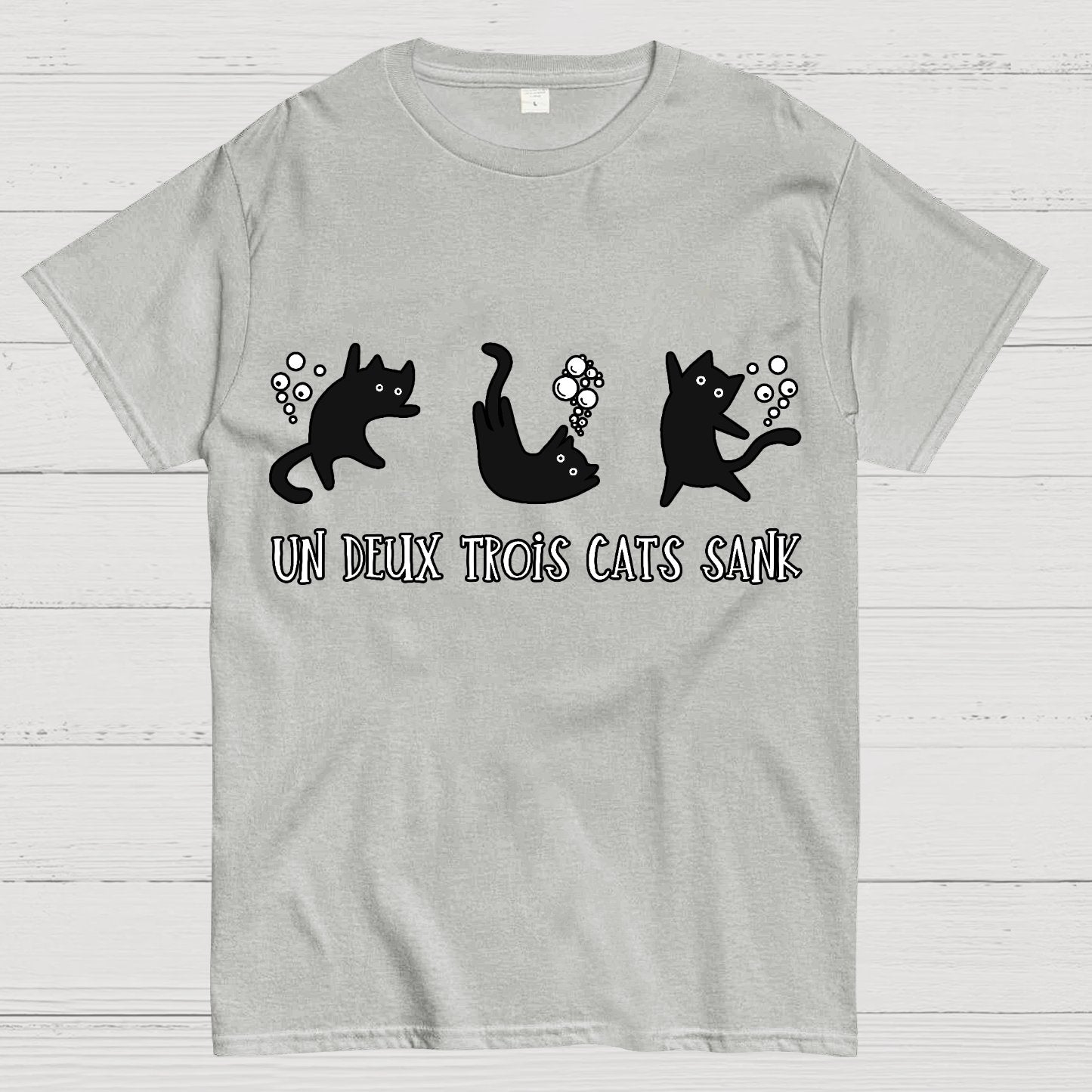 Un Deux Trois Cats Sank Geek T-Shirt