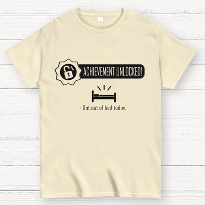 Achievement Unlocked：Out of Bed Funny Geek T-Shirt