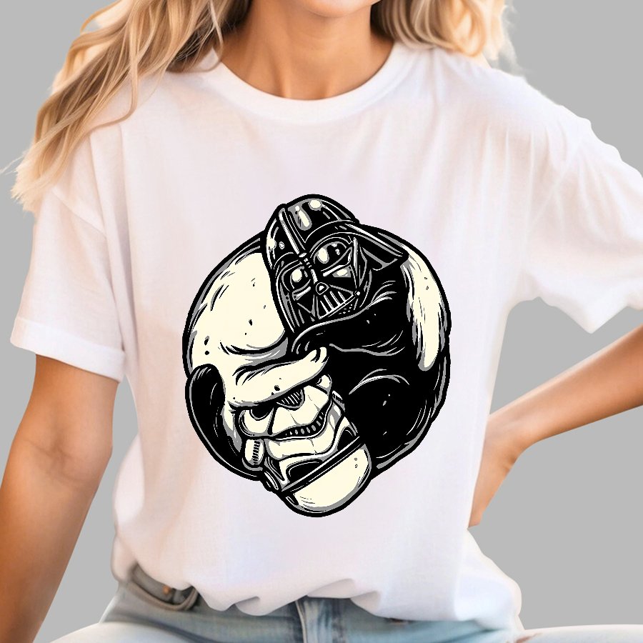 Black and White Cats Geek T-Shirt