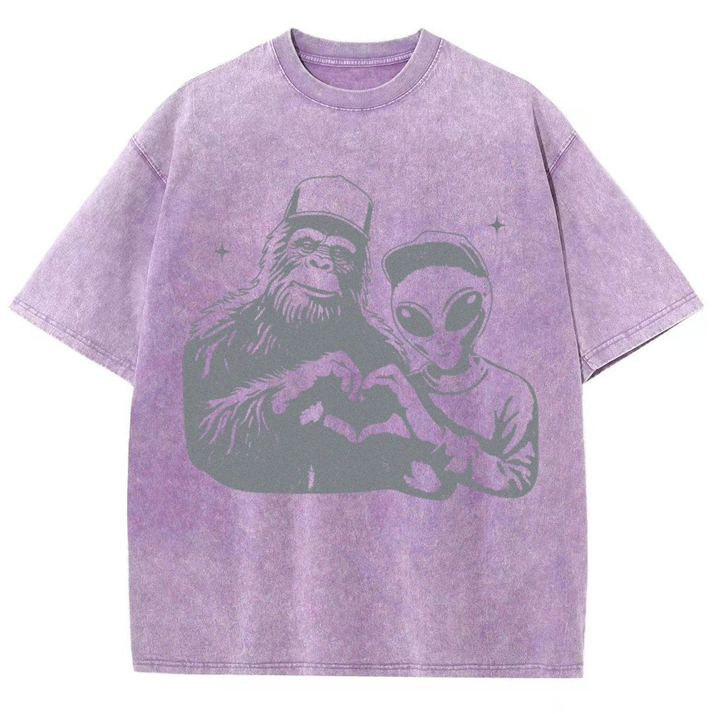Bigfoot and Aliens Vintage Distressed T-shirt