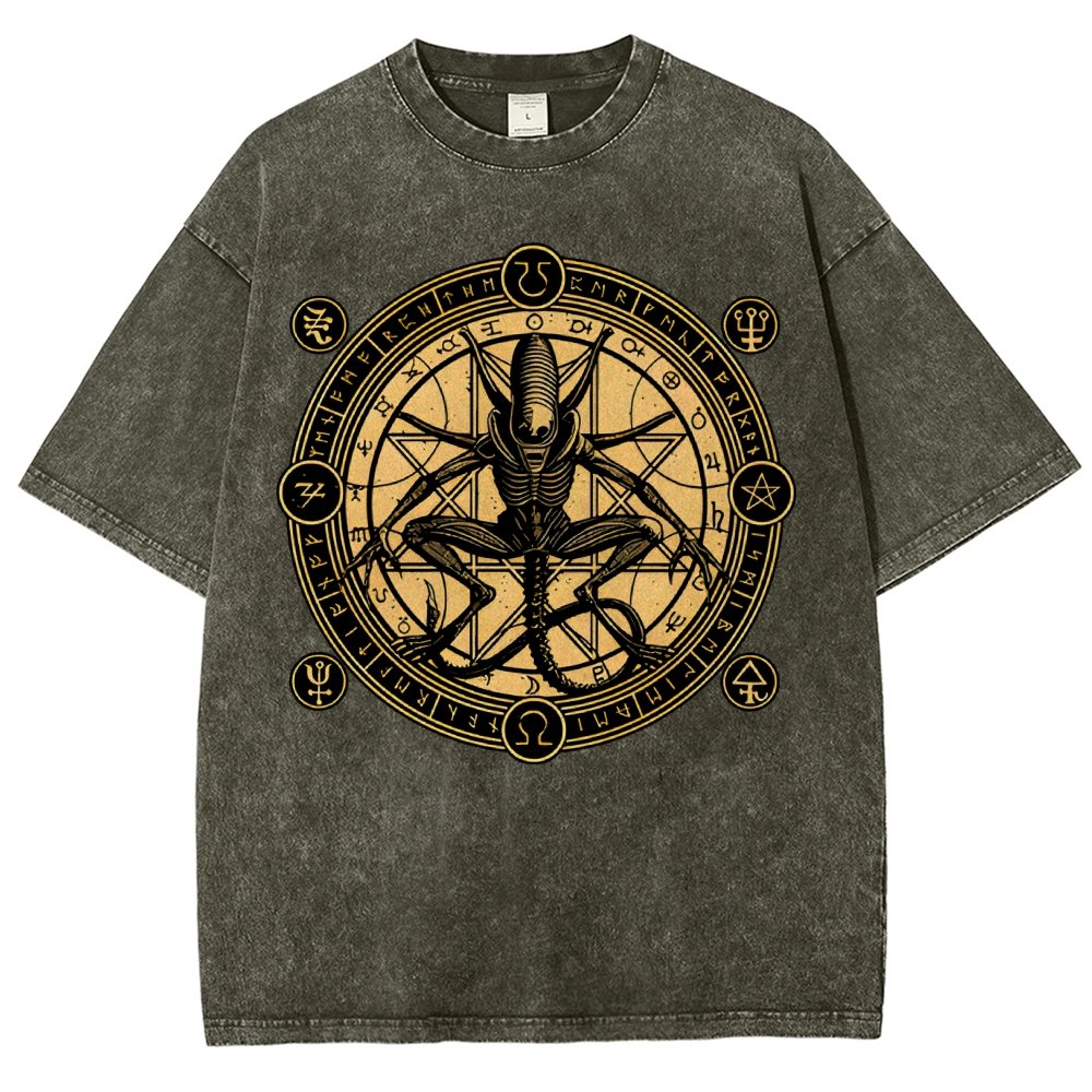 Creation Vintage Distressed T-shirt
