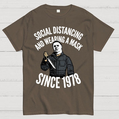 Maintain Social Distance Geek T-Shirt