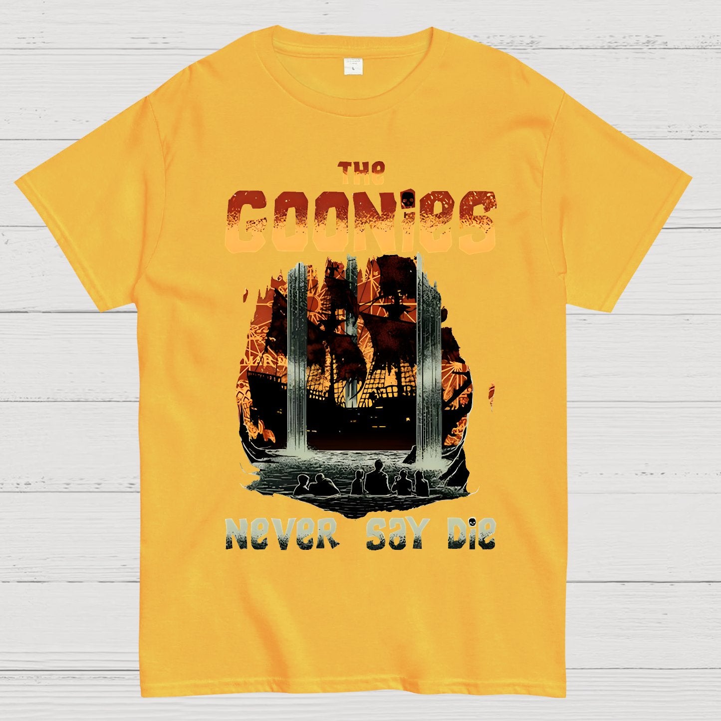 Never Say Die Geek T-Shirt
