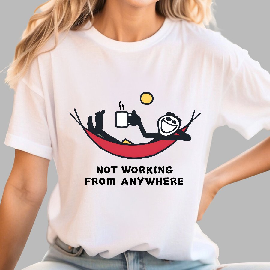 Not Working Hammock Funny Geek T-Shirt