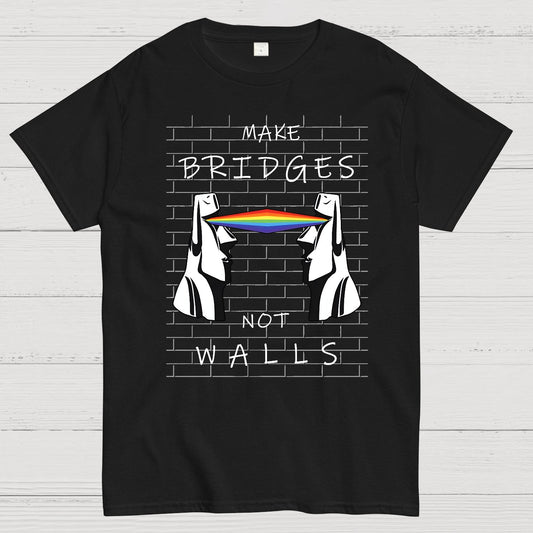 Make bridges, not walls Geek T-Shirt