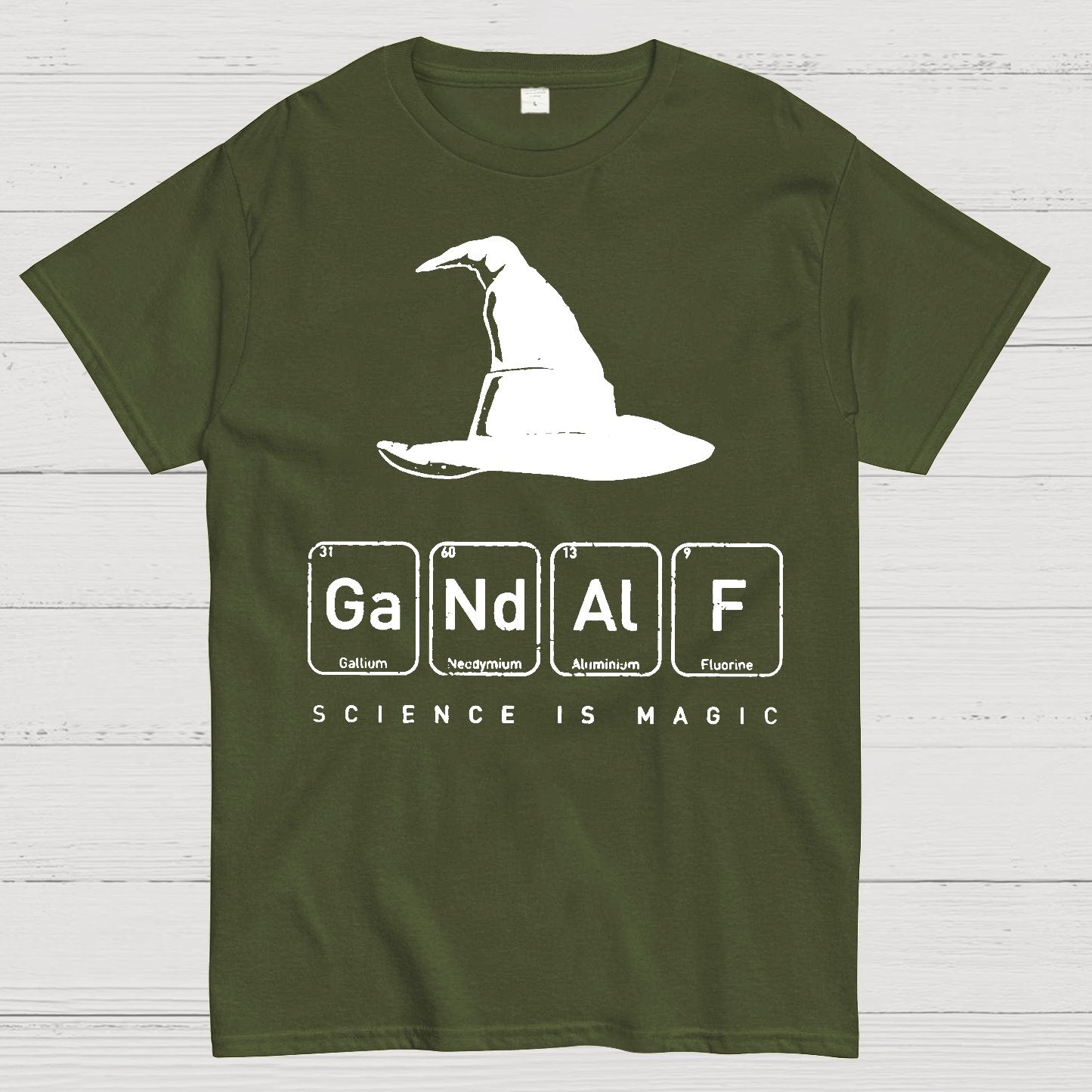 SCIENCE IS MAGIC Geek T-Shirt