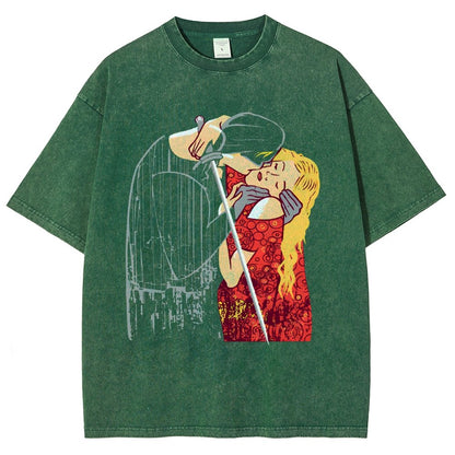 Valentine's Day.The Dread Pirate's Kiss Vintage Distressed T-shirt
