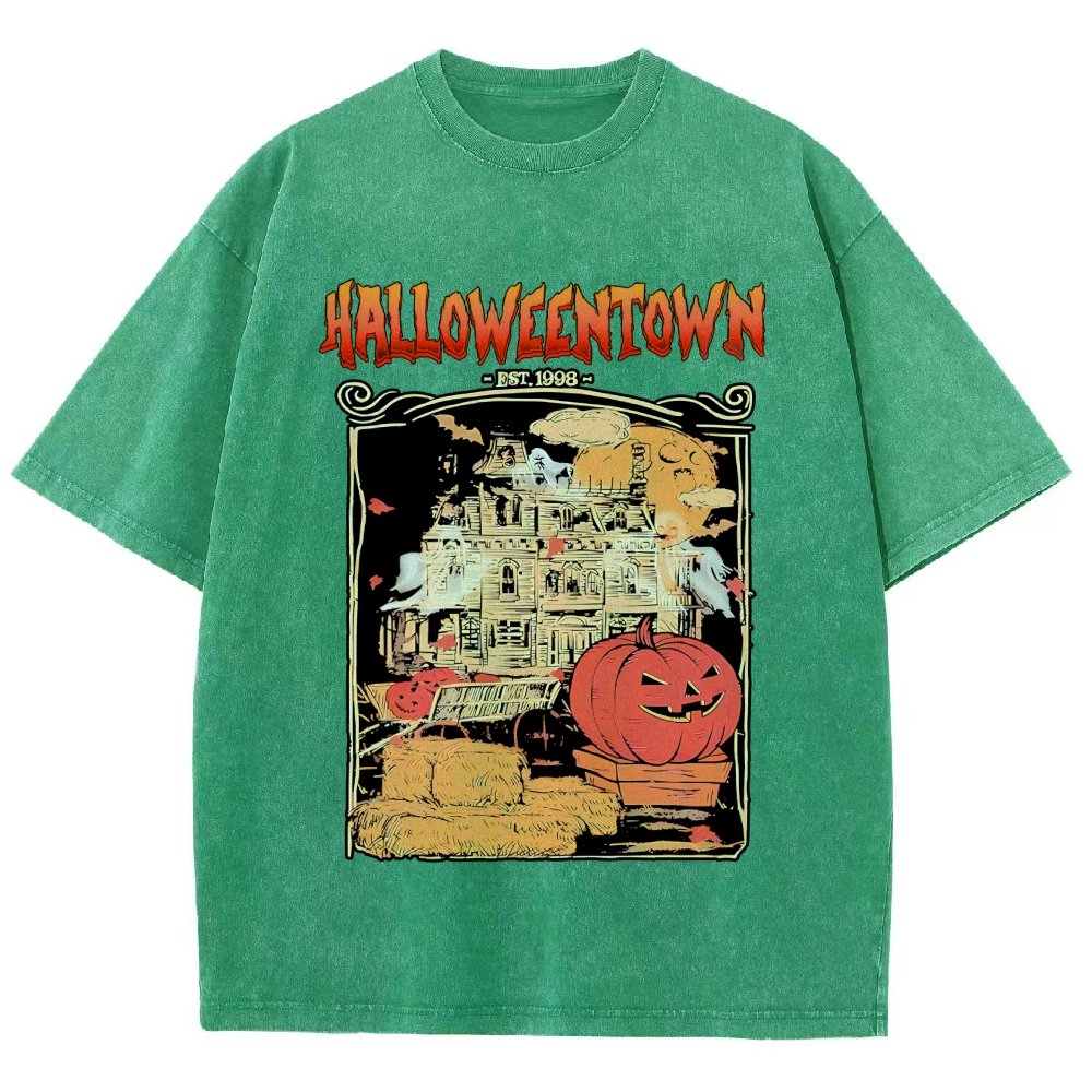 Spookyville University Est 1998. Halloween Vintage Distressed T-shirt
