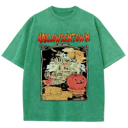 Spookyville University Est 1998. Halloween Vintage Distressed T-shirt