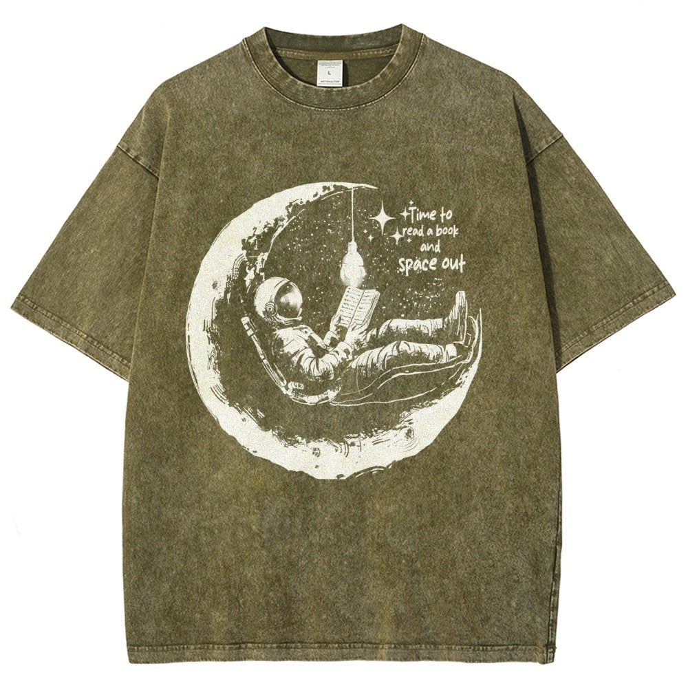 Time to read a book Vintage Distressed T-shirt
