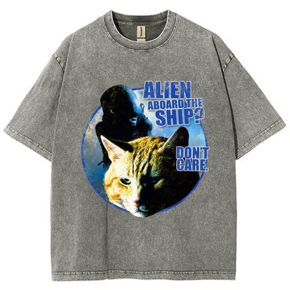 Top Cat Alien Aboard The Ship Don’t Care  Vintage Distressed T-shirt