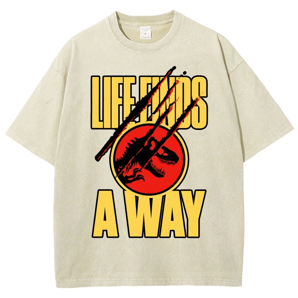 Life finds a way Vintage Distressed T-shirt