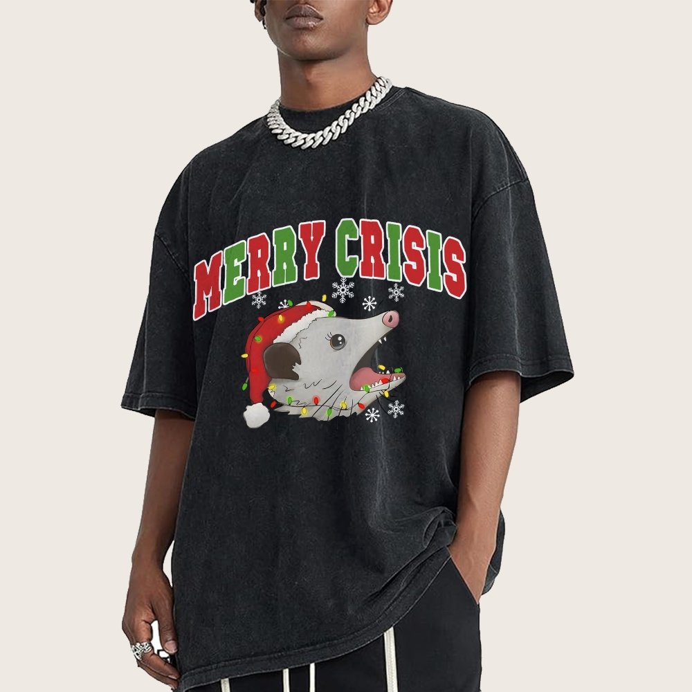 Merry Crisis Opossum Funny Christmas Vintage Distressed T-shirt