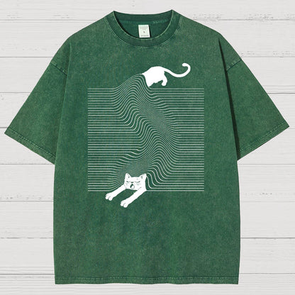 Cute Cat Vintage Distressed T-shirt