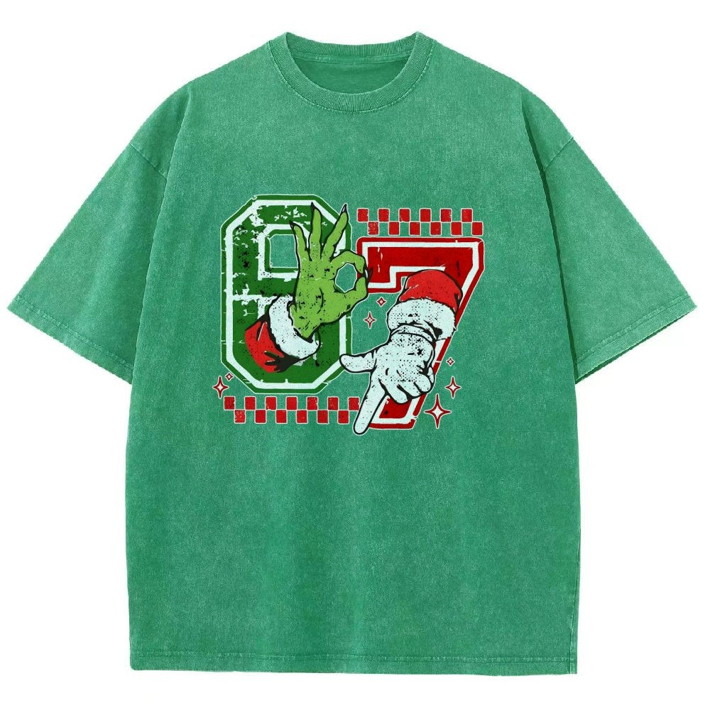 Six Seven 6 7 Christmas Vintage Distressed T-shirt