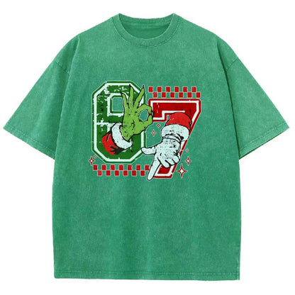 Six Seven 6 7 Christmas Vintage Distressed T-shirt