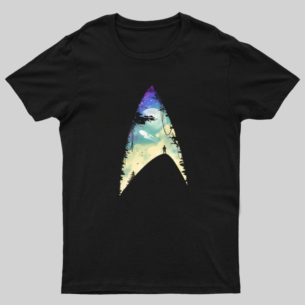 The Ultimate Realm Geeky T-Shirt