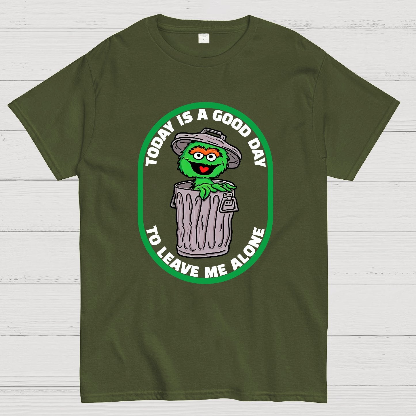 A good day to leave me alone Geek T-Shirt