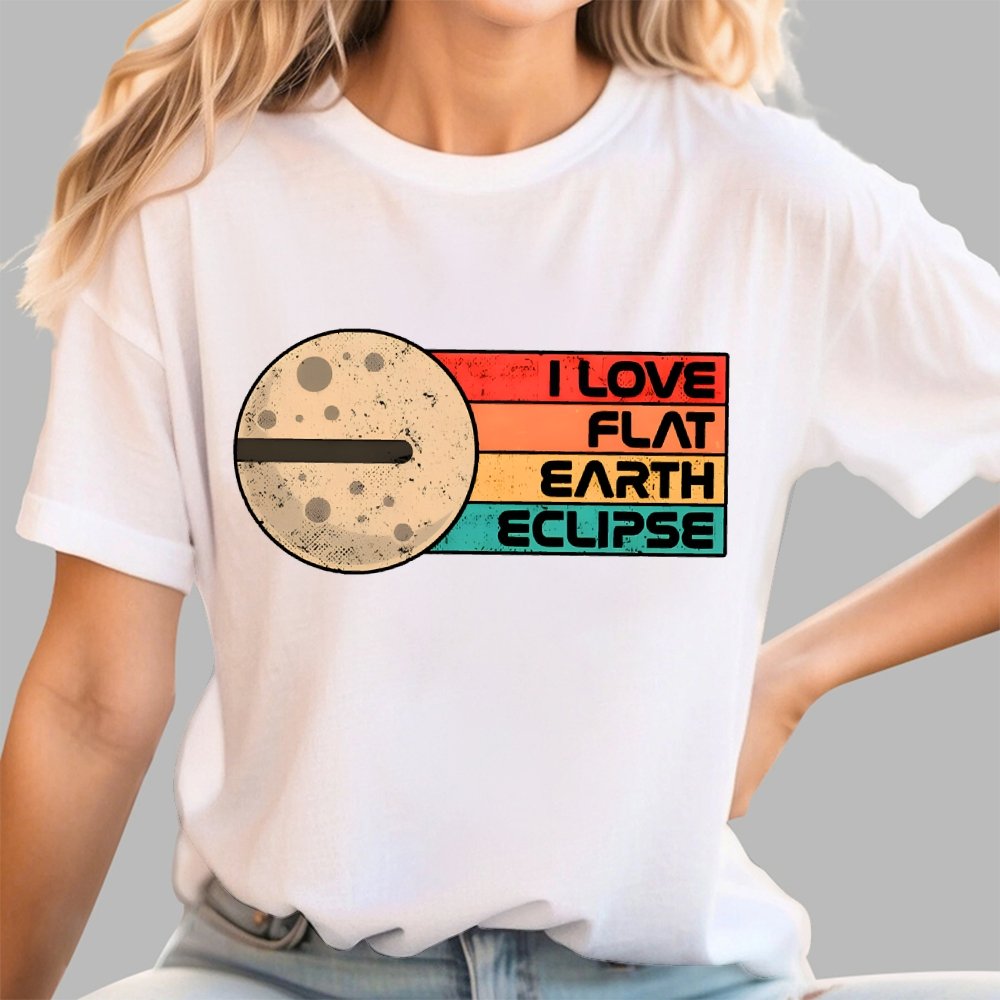 I Love Flat Earth Eclipse Geek T-Shirt