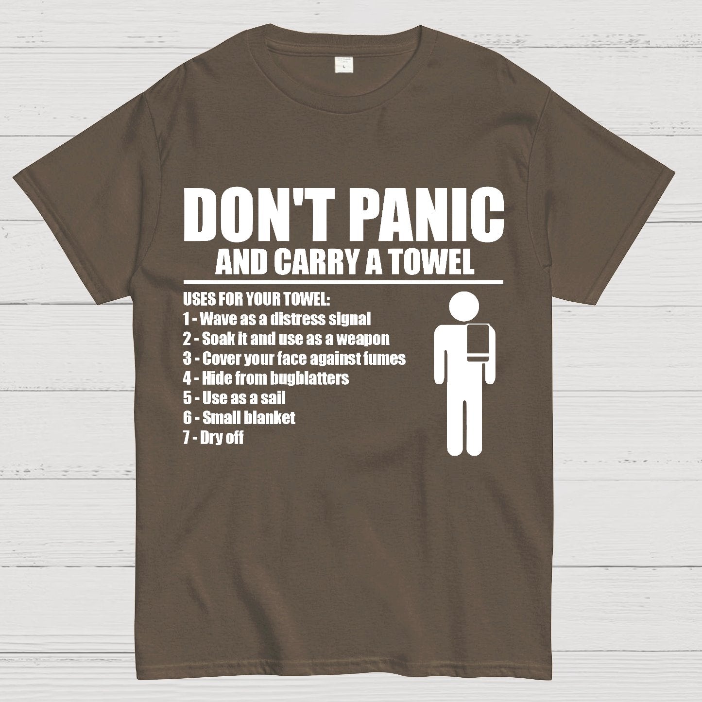 Don't Panic And Carry A Towel Geek T-Shirt