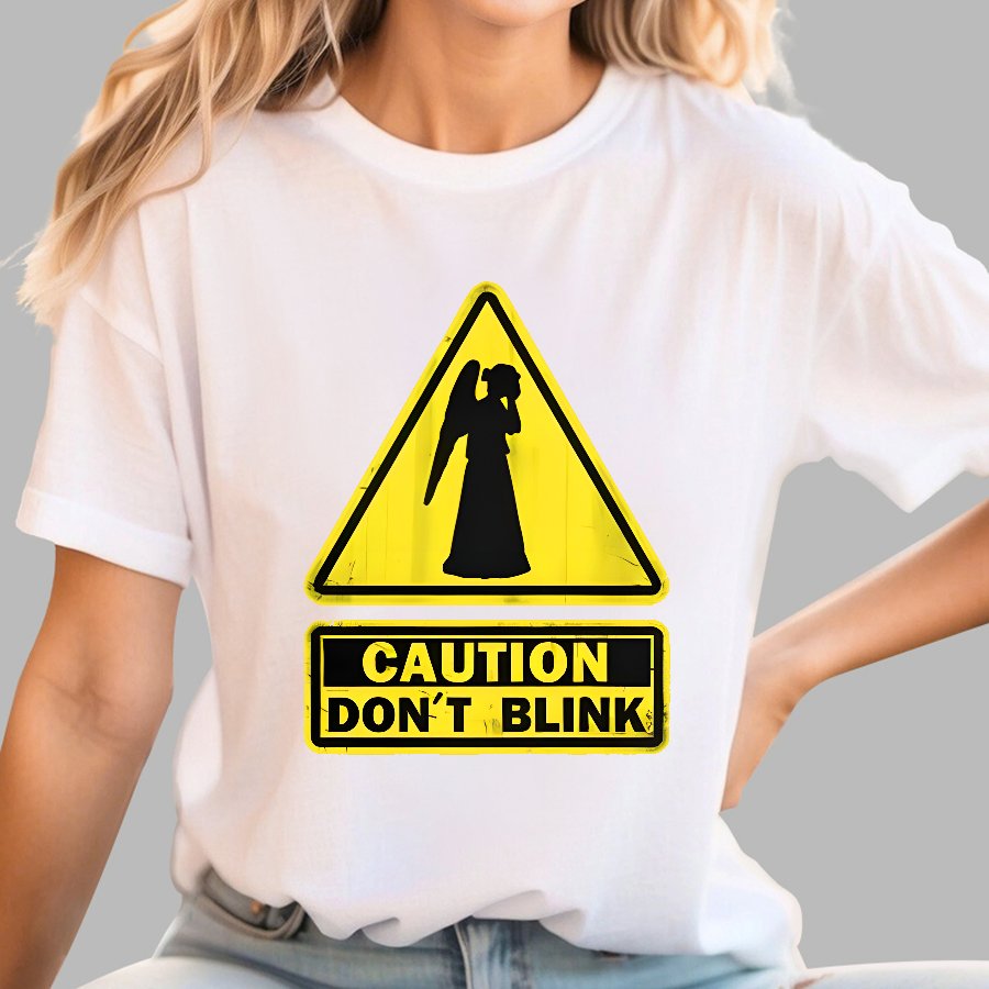 Warning Don’t Blink Geek T-Shirt