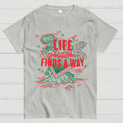 Life finds a way Unisex Geek T-Shirt