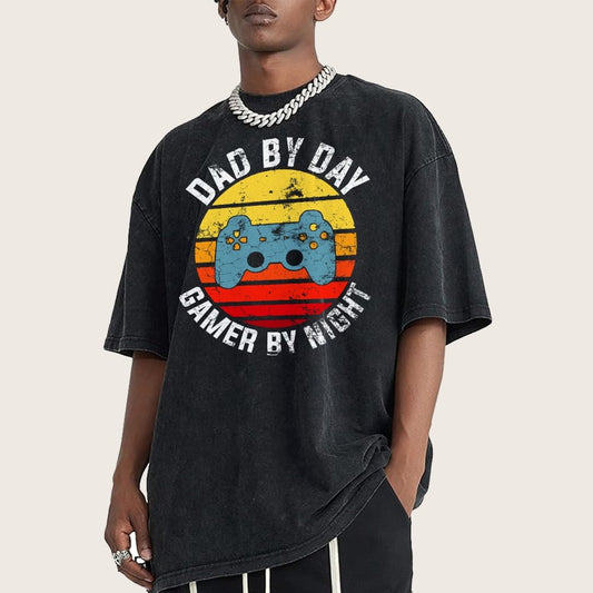 Dad By Day Gamer By Night Vintage Retro Vintage Distressed T-shirt