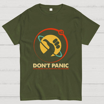 42 Answer to Life Universe Everything Don't Panic Geek T-Shirt