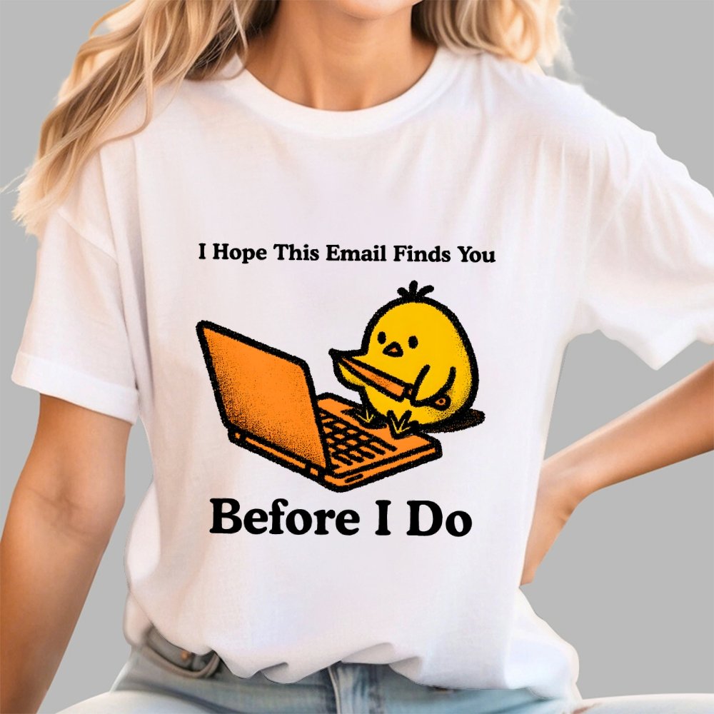 Funny Chicken Knife - I Hope This Email Finds You Before I Do Geek T-Shirt