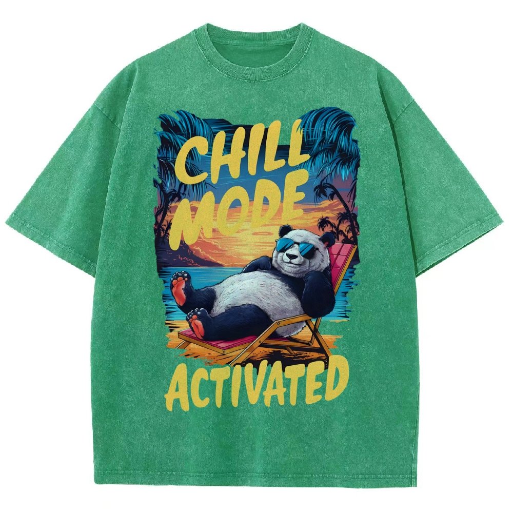 Giant Panda Holiday Art Print Vintage Distressed T-shirt