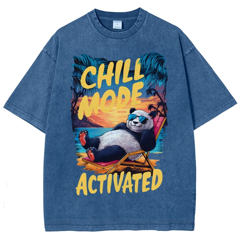 Giant Panda Holiday Art Print Vintage Distressed T-shirt