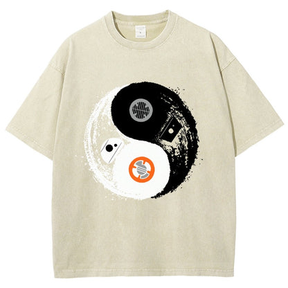 Robot Balance Vintage Distressed T-shirt