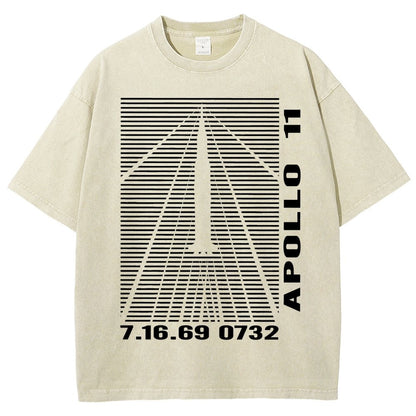 Shockwaves Apollo 11 Retro Space Design Vintage Distressed T-shirt