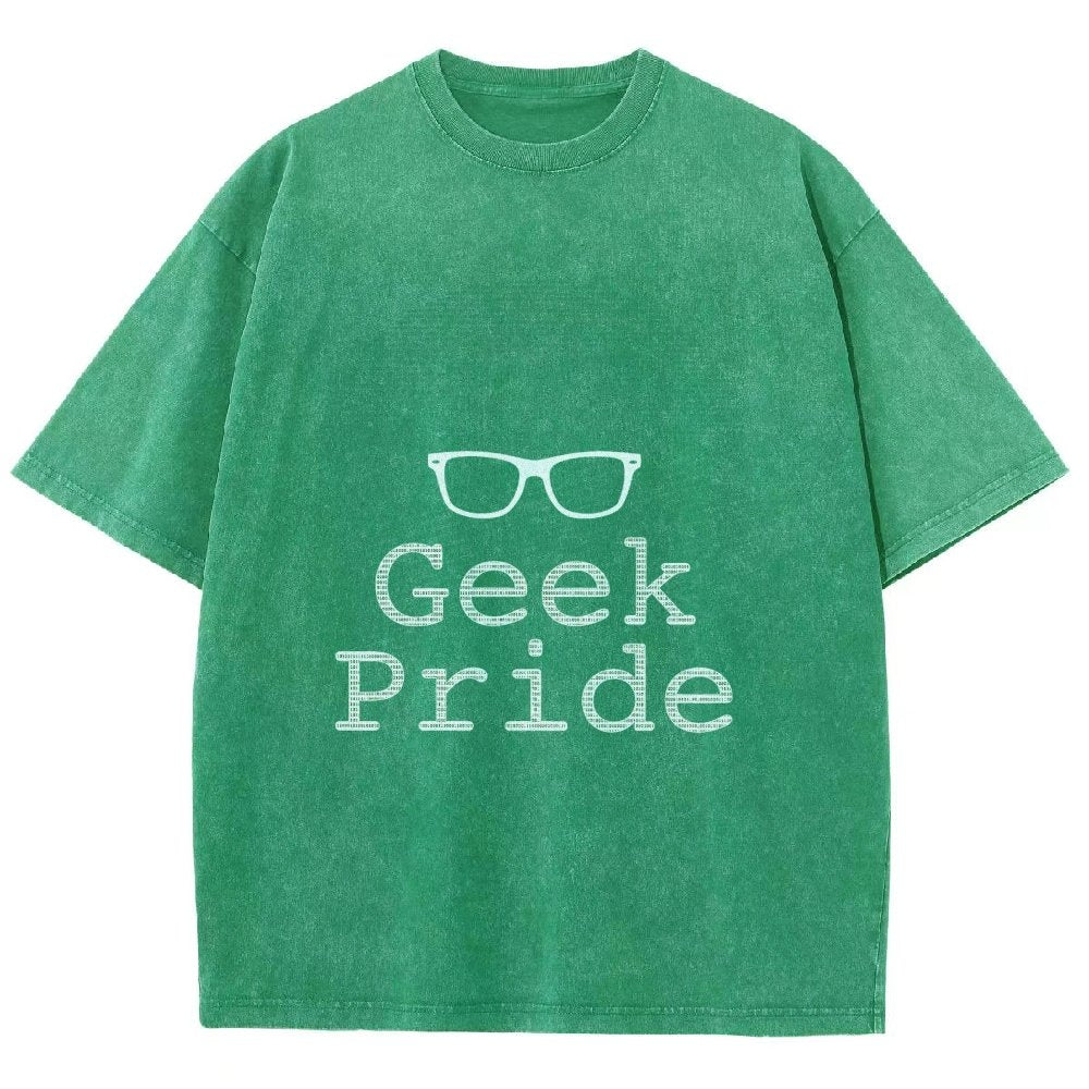 Geek Pried Vintage Distressed T-shirt