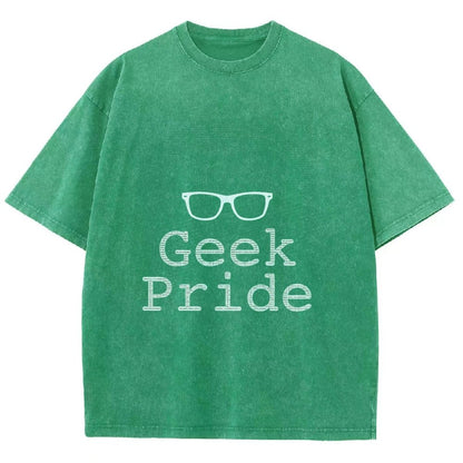Geek Pried Vintage Distressed T-shirt