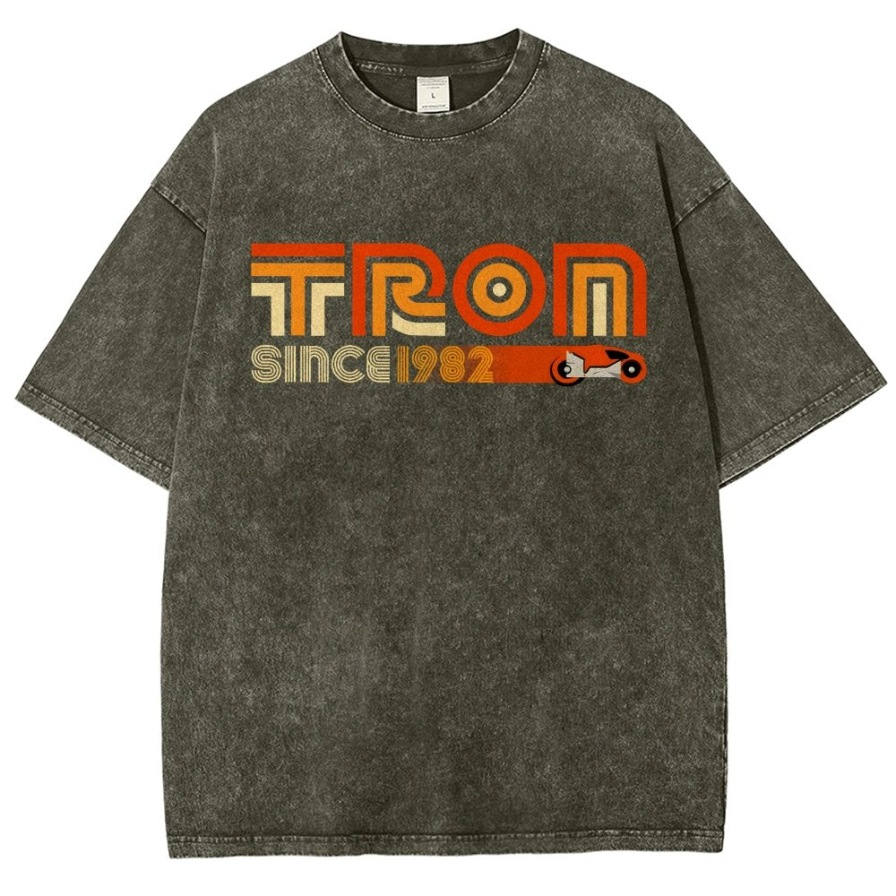 Retro Neon 1982 Vintage Distressed T-shirt